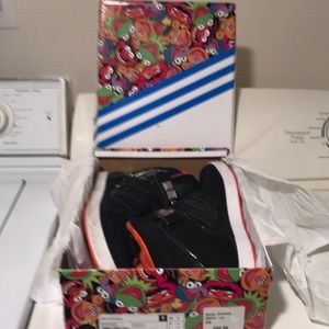 ADidas AR 2.0 Animal high top sneakers